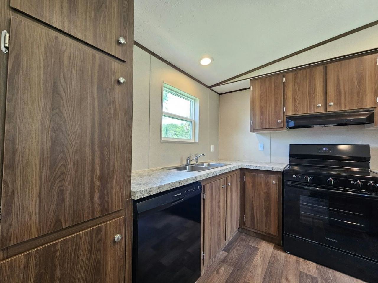 1089 Myakka Dr #2110 - Photo 3 of 18
