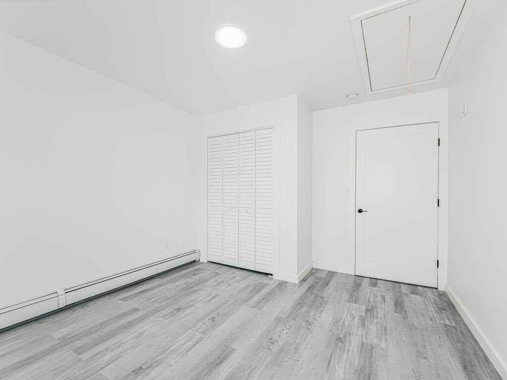 136 Cortlandt St #3rdFL - Photo 3 of 6