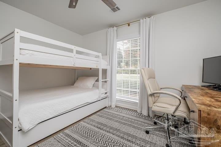 4095 Aiken Rd - Photo 6 of 9
