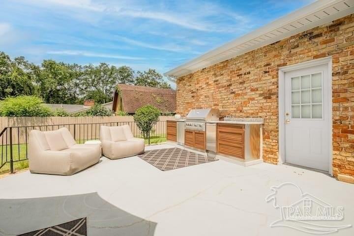 4095 Aiken Rd - Photo 7 of 9