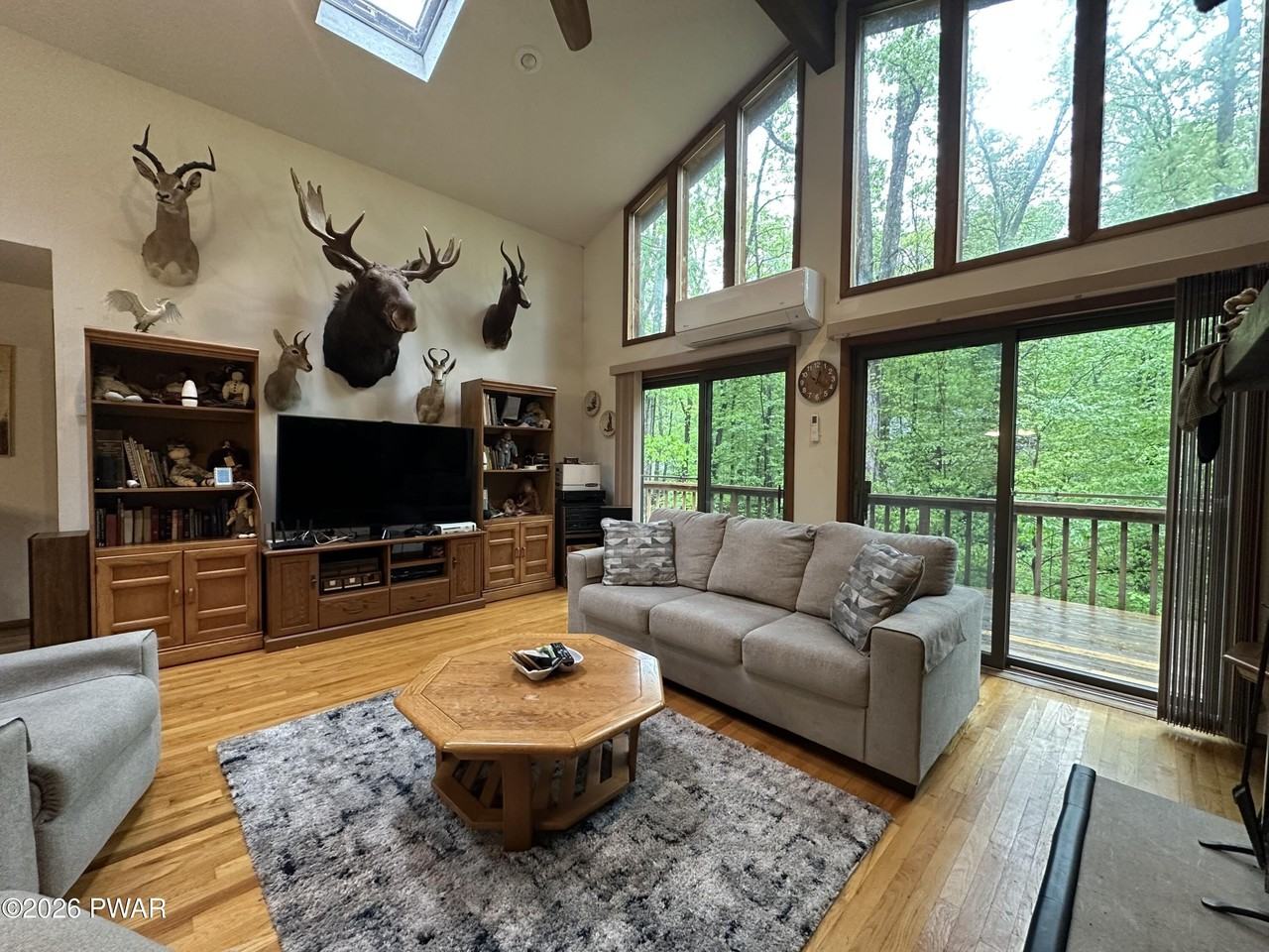 130 Lakeview Ter - Photo 2 of 22