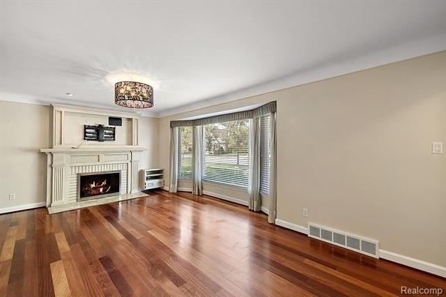 2546 Dorchester Rd - Photo 5 of 48