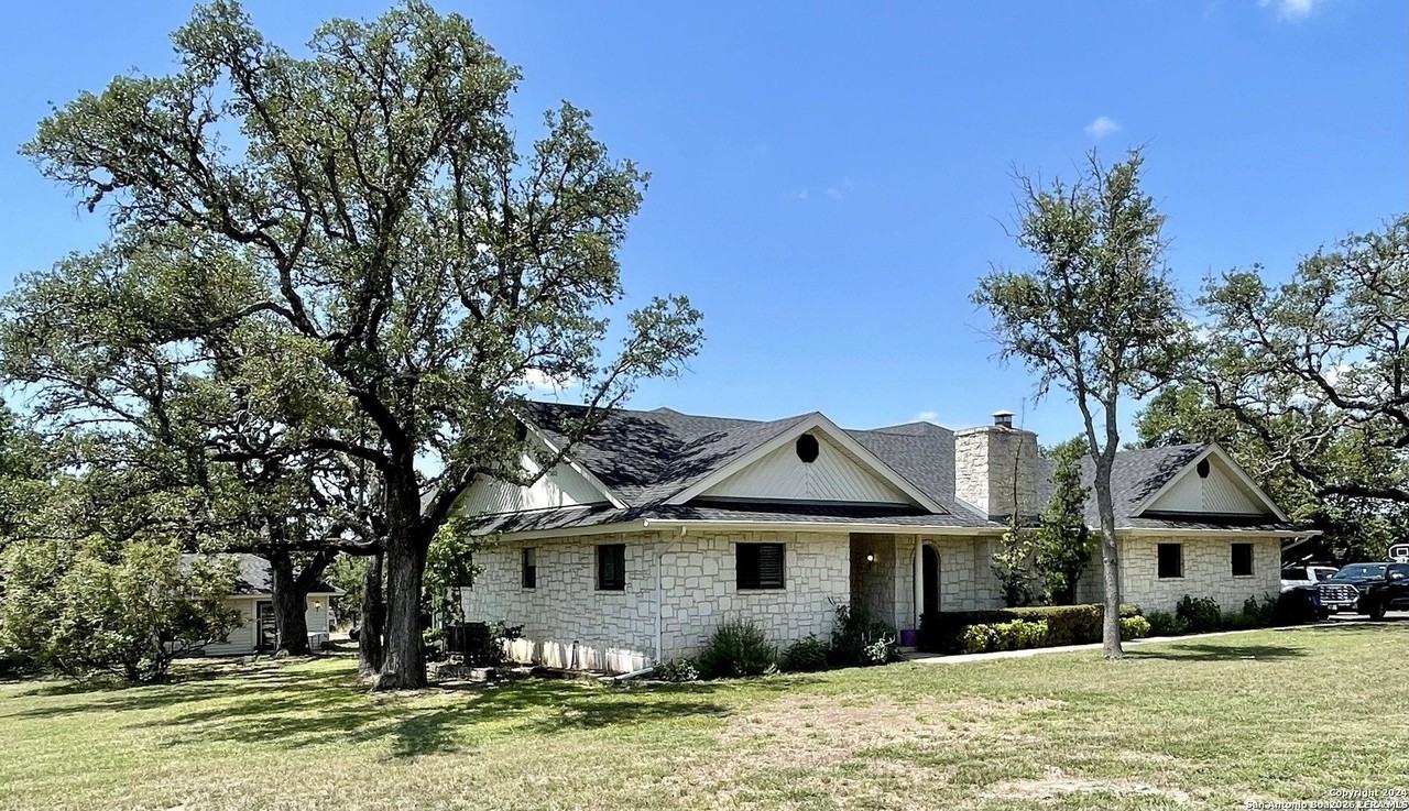5 Chaparral Hl - Photo 4 of 38
