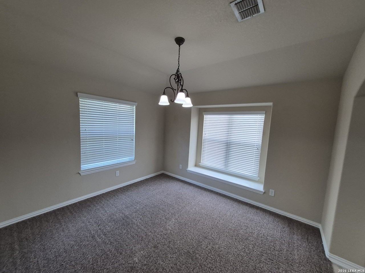 8915 Audubon Park - Photo 5 of 44