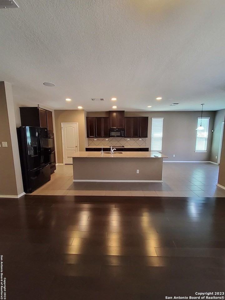 20223 Oak Panache - Photo 6 of 15