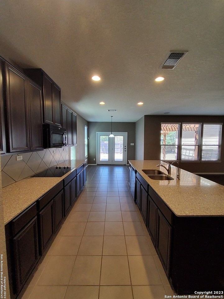 20223 Oak Panache - Photo 7 of 15