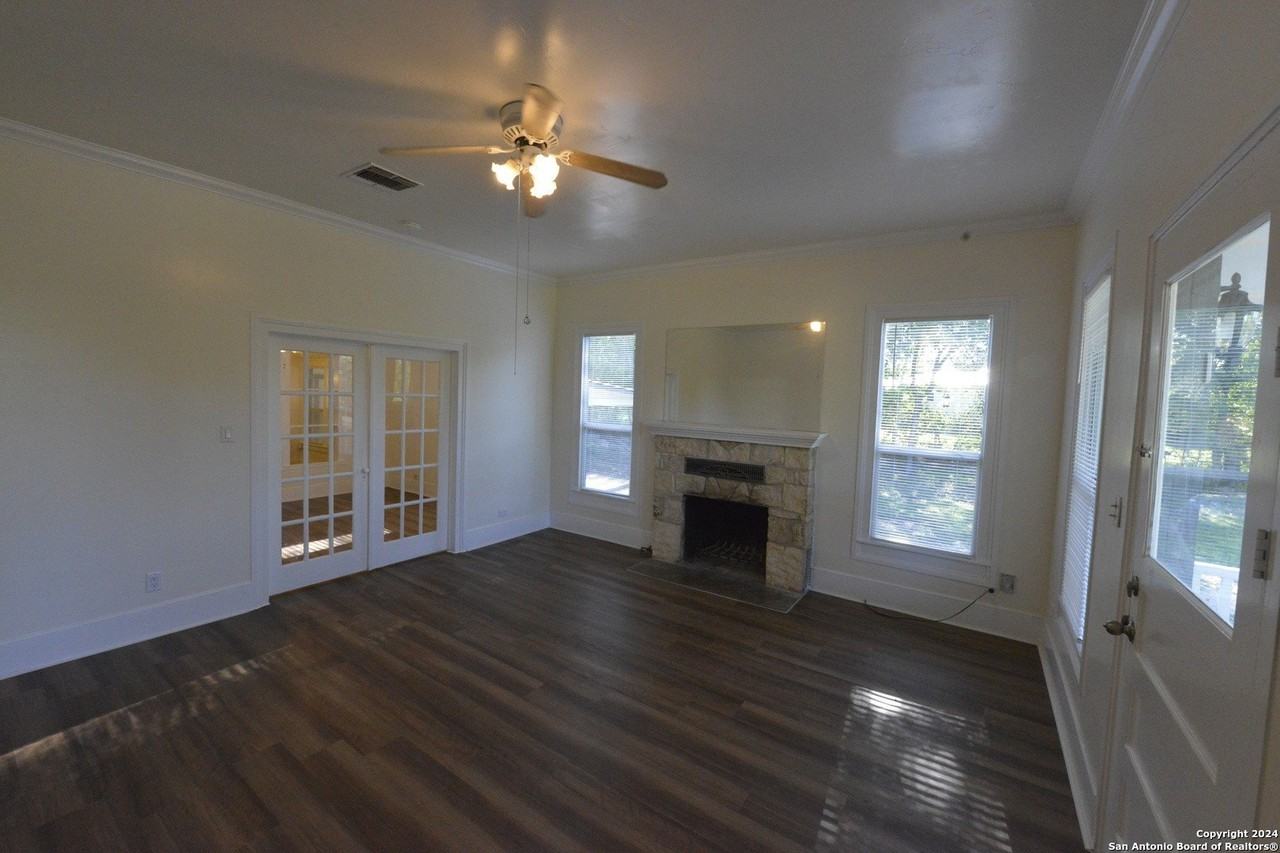 1598 State Highway 16 N - Photo 4 of 28