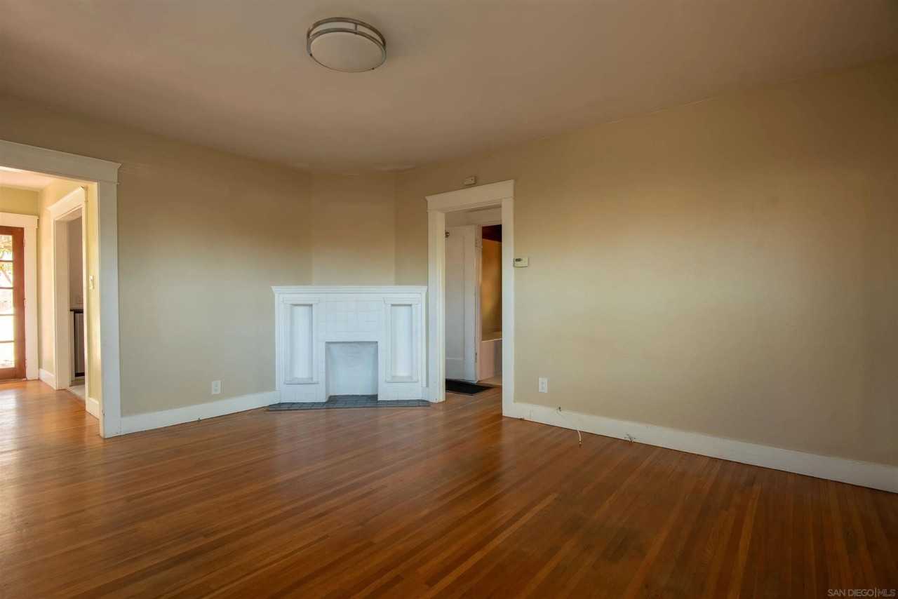 2208 Dwight St - Photo 7 of 20