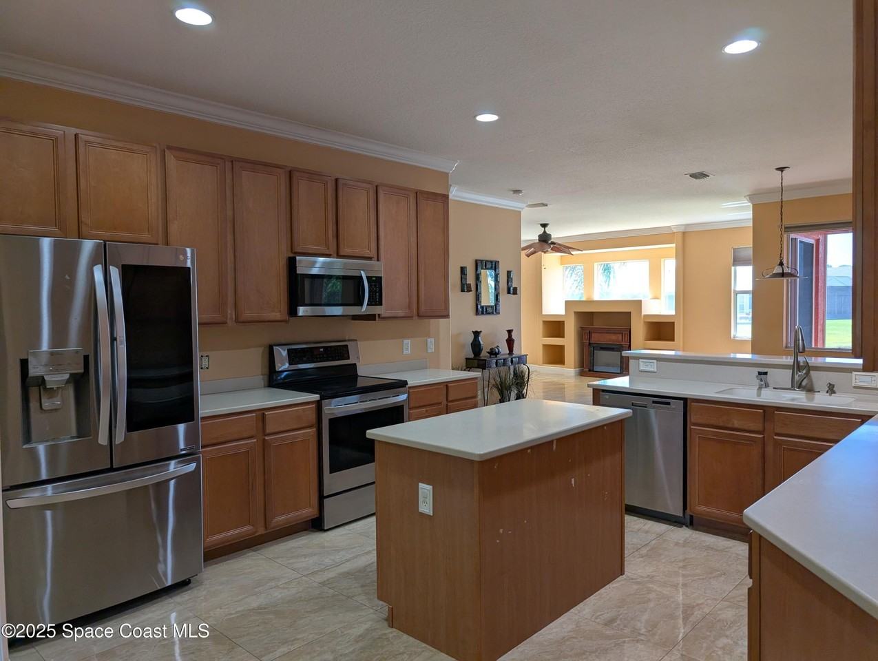 4109 Orion Way - Photo 3 of 35
