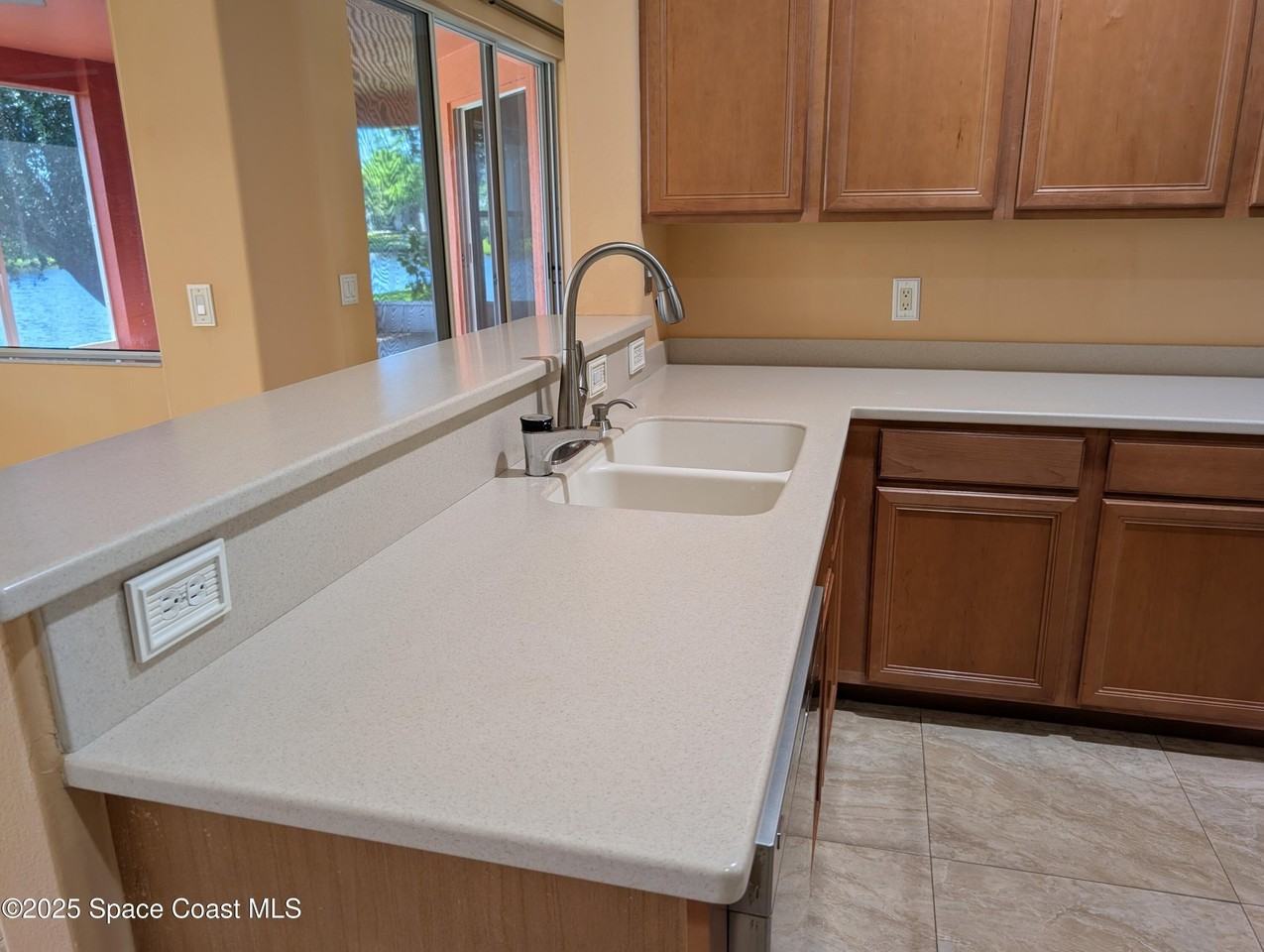4109 Orion Way - Photo 5 of 35