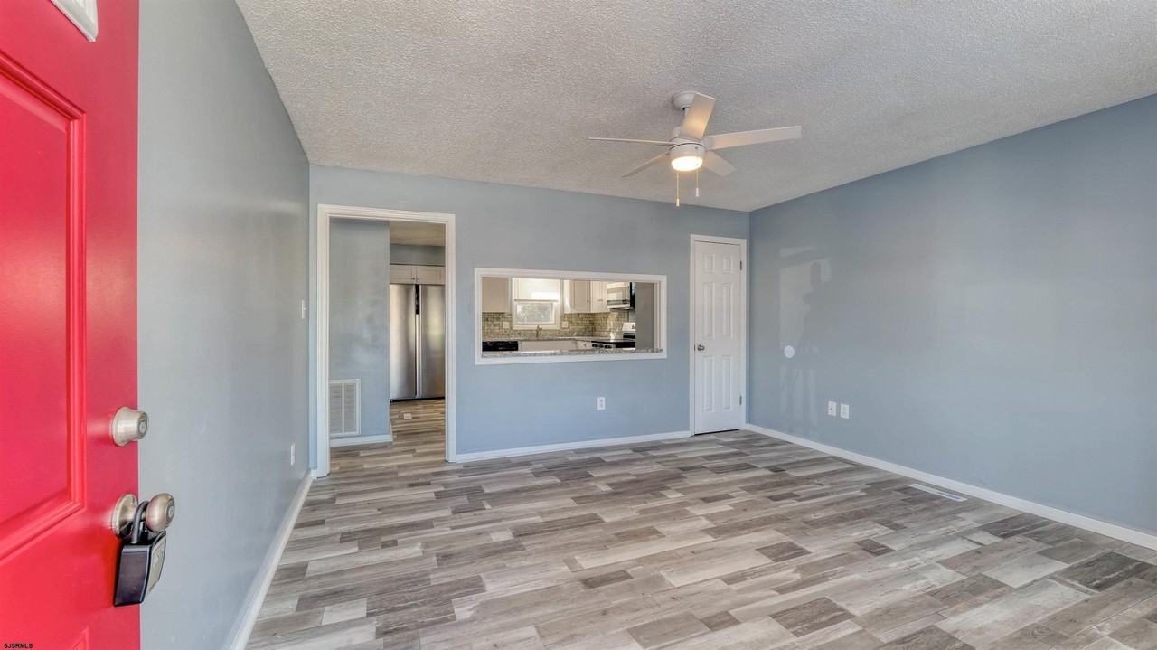 1510 N Arkansas Ave - Photo 3 of 14