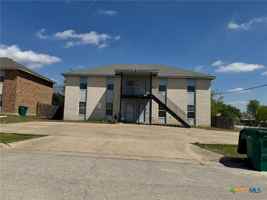 featured image of 1621 Inca Dr #C