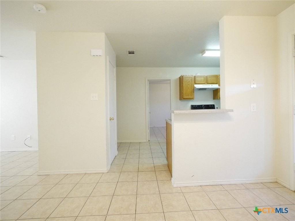 1621 Inca Dr #C - Photo 4 of 9
