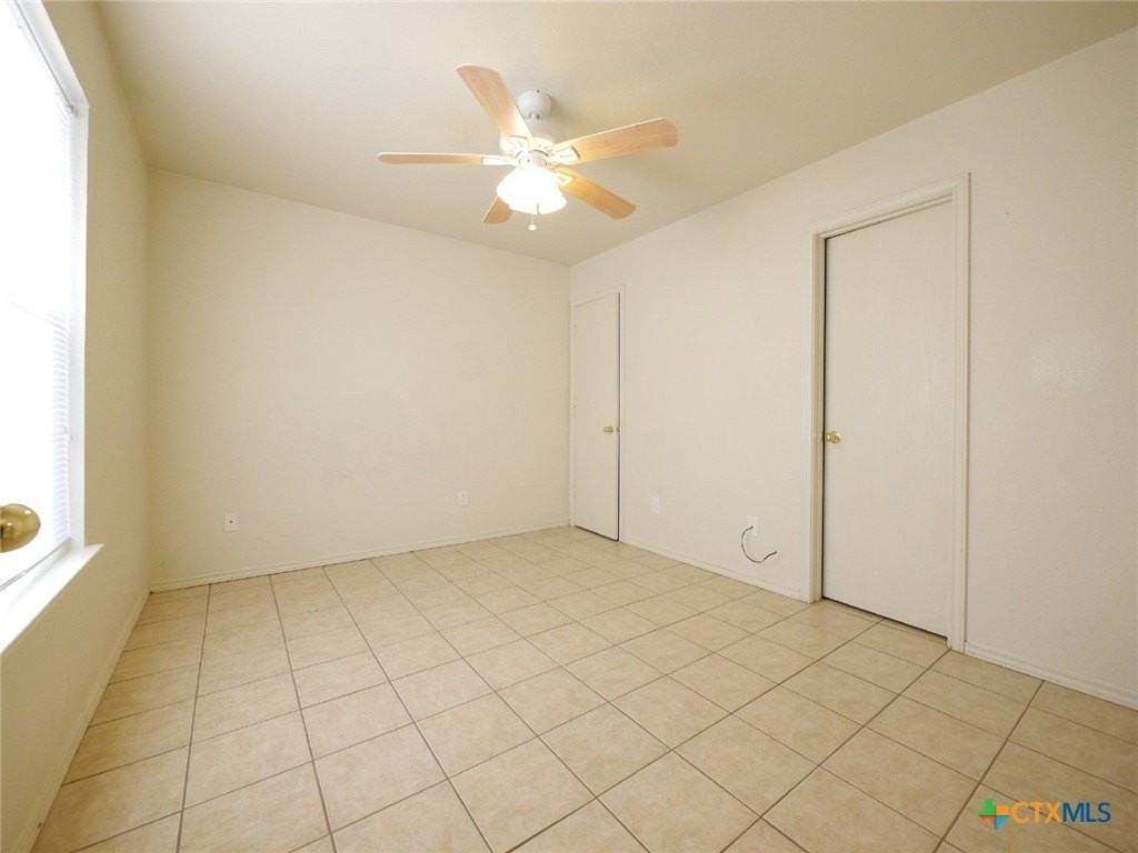 1621 Inca Dr #C - Photo 6 of 9