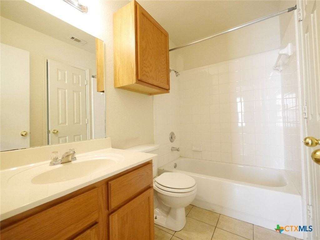 1621 Inca Dr #C - Photo 7 of 9