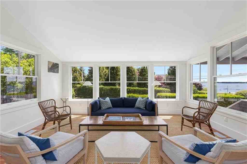 47 Longfellow Rd