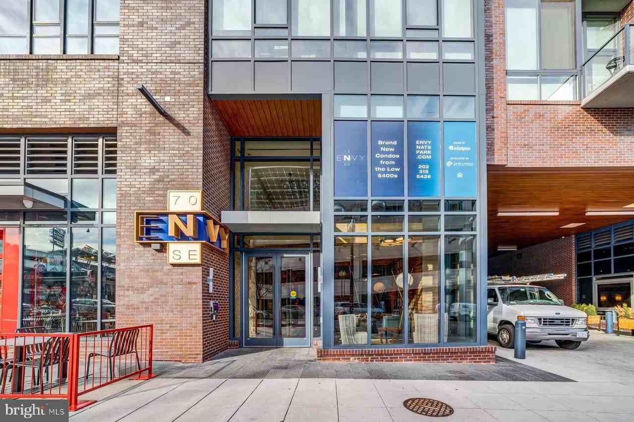 70 N St Se #N705 - Photo 2 of 41