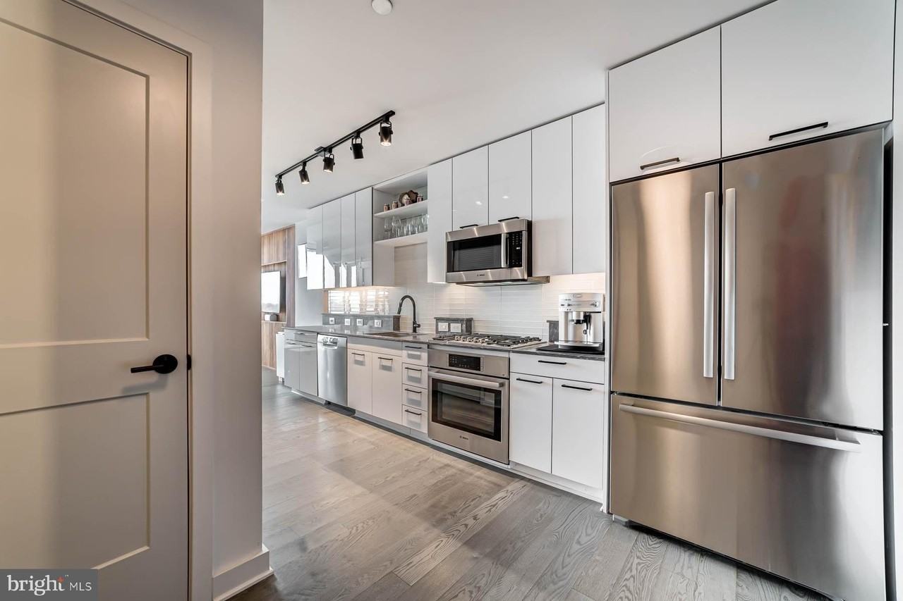 70 N St Se #N705 - Photo 4 of 41