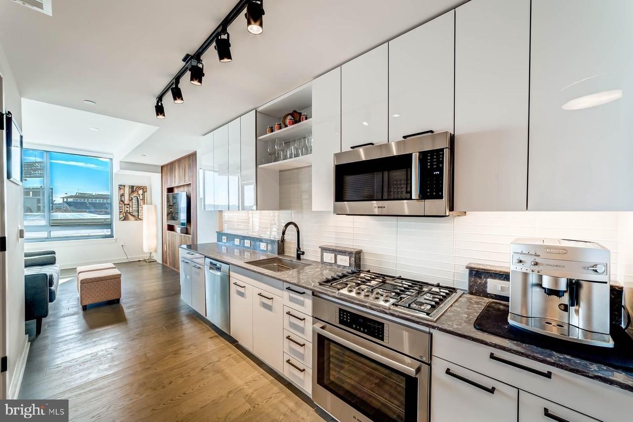 70 N St Se #N705 - Photo 6 of 41
