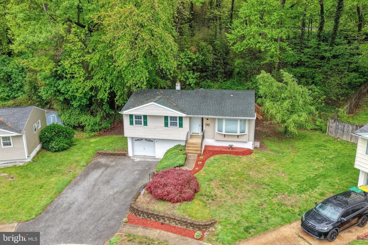 124 Hilldale Ct - Photo 4 of 45