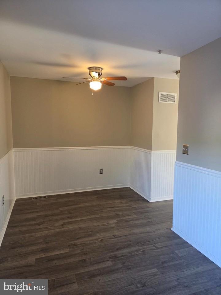17 Owen Ct - Photo 5 of 21