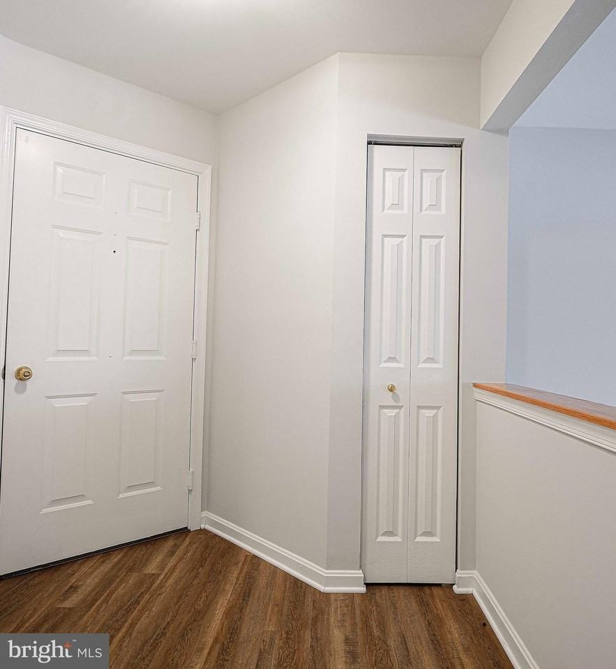 202 Kimary Ct #202-1A - Photo 3 of 25