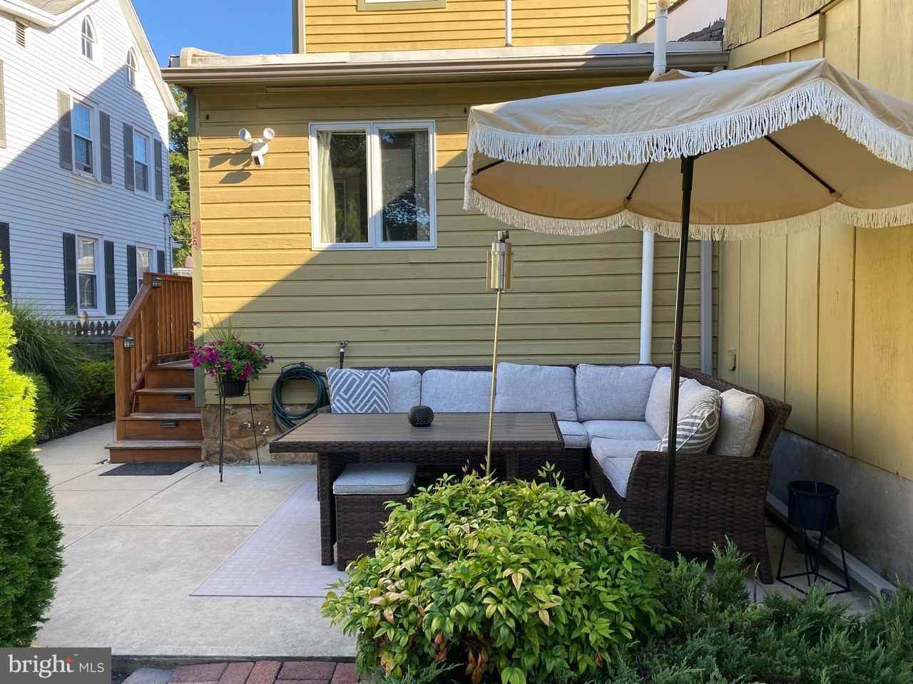 130 E Marshall Ave - Photo 3 of 19