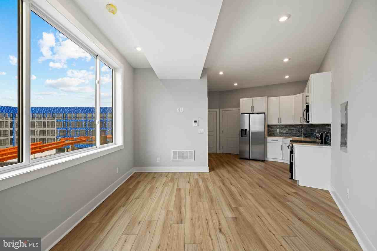1733 N 2nd St #302 - Photo 4 of 16