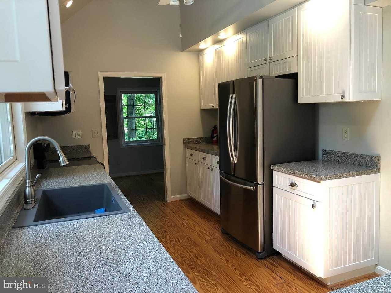 7630 Enon Church Rd - Photo 6 of 23