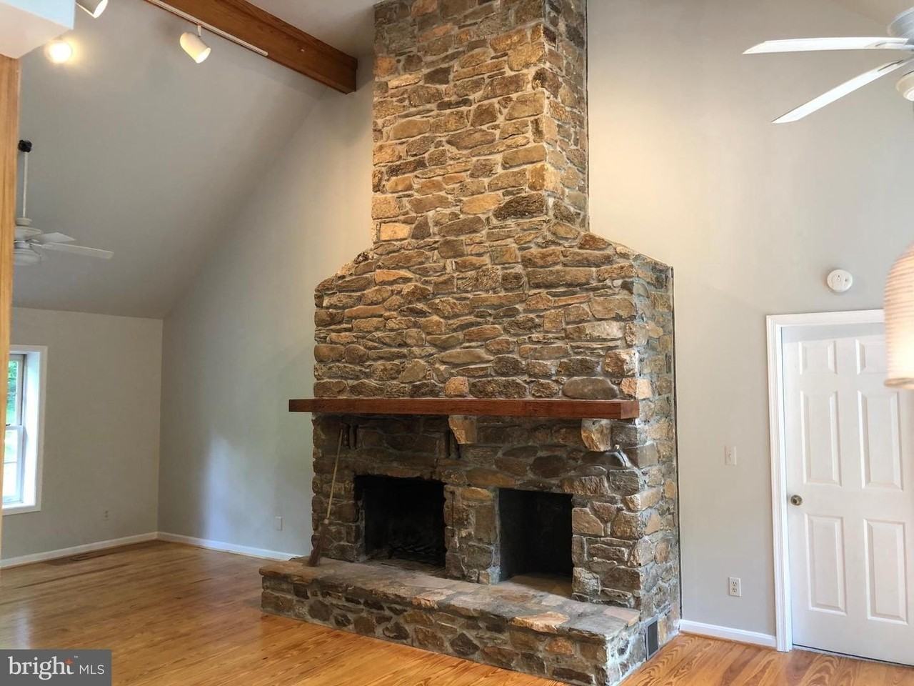 7630 Enon Church Rd - Photo 7 of 23