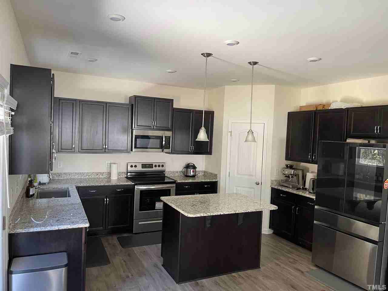 119 Cumberland Dr - Photo 3 of 26