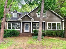 featured image of 107 Stardust Ln
