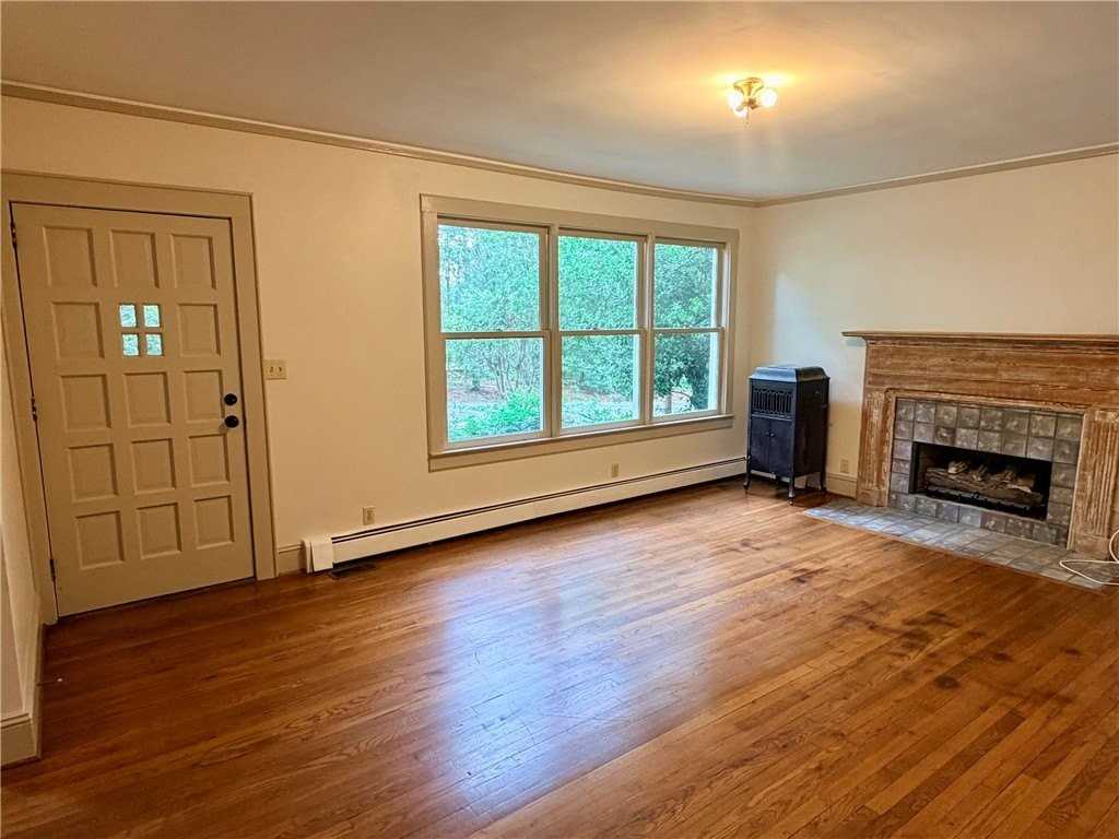 107 Stardust Ln - Photo 2 of 33