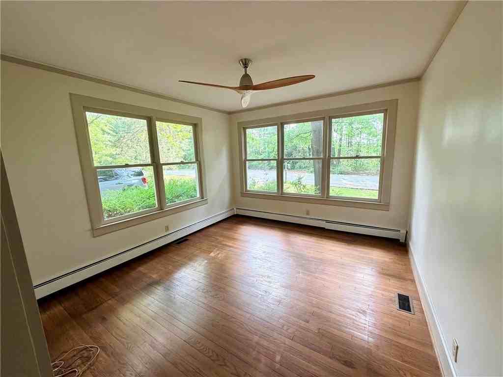 107 Stardust Ln - Photo 6 of 33