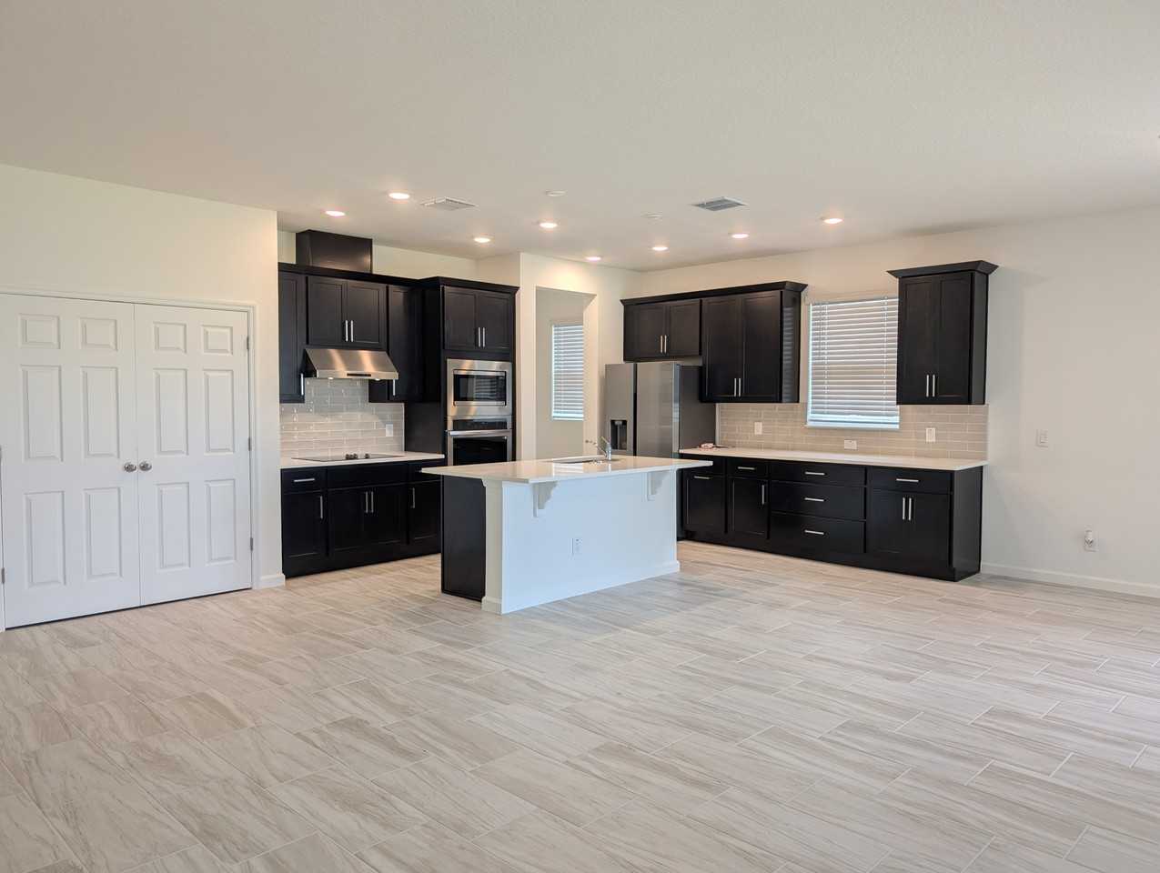938 Soleway Ave Nw - Photo 3 of 21