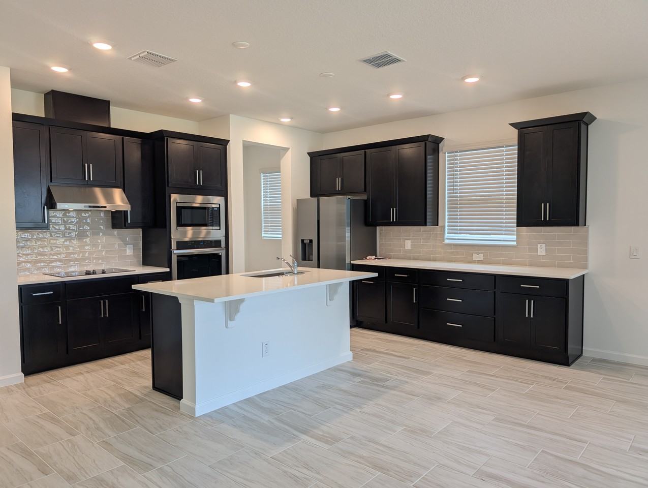 938 Soleway Ave Nw - Photo 5 of 21