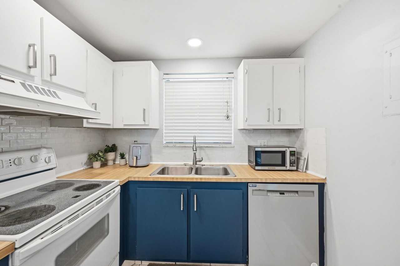 2181 W Woolbright Rd - Photo 5 of 21
