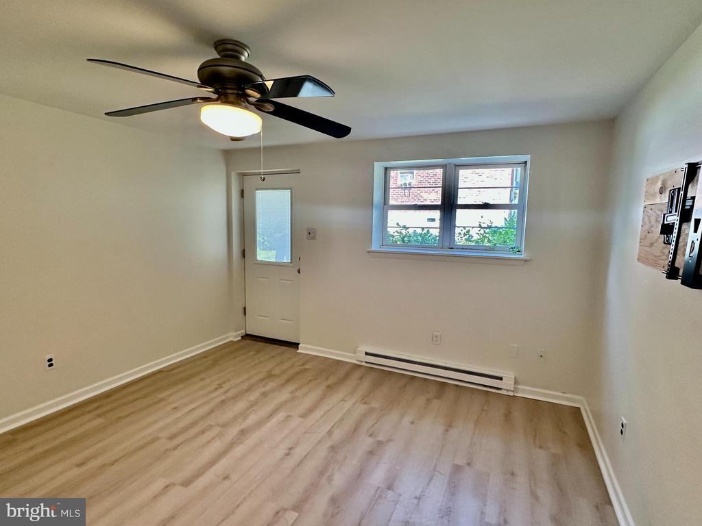 333 Lacey Ave ##B9 - Photo 5 of 13