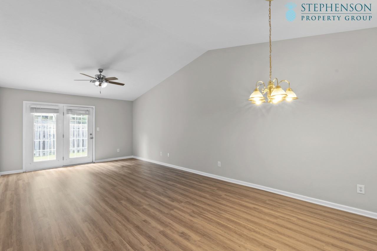 423 Elders Pond Cir #1 - Photo 5 of 27