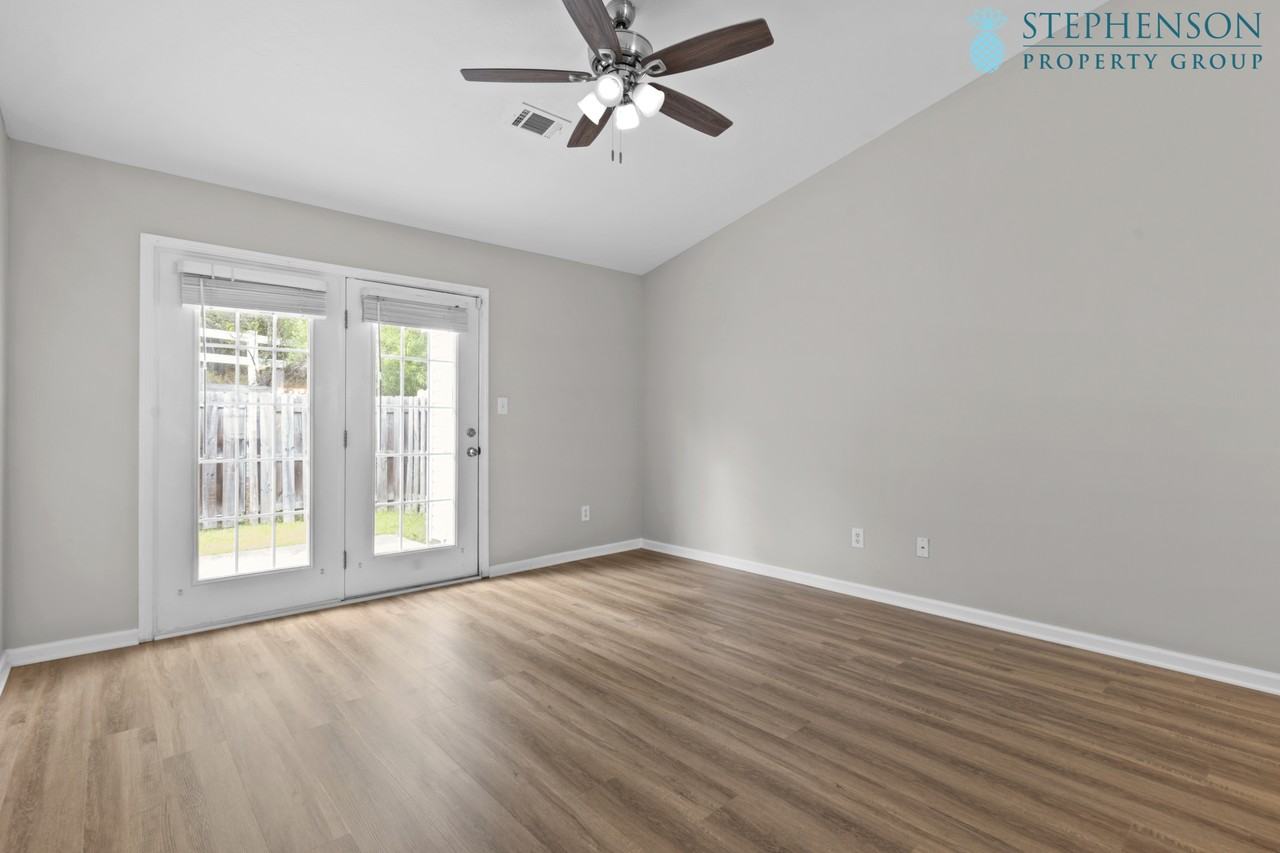 423 Elders Pond Cir #1 - Photo 6 of 27
