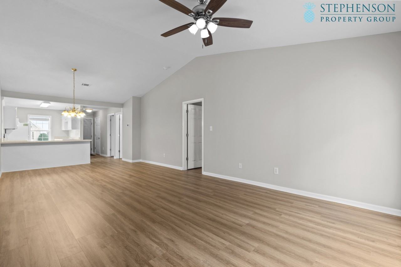 423 Elders Pond Cir #1 - Photo 7 of 27