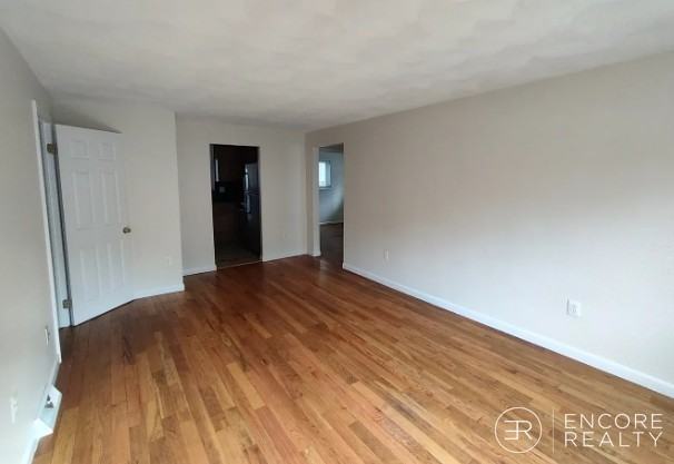 17 Oxford Cir #2 - Photo 4 of 7