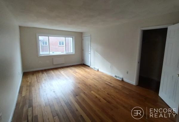 21 Oxford Cir - Photo 3 of 6