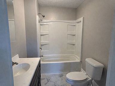 1100 Lowell Street - Photo 3 of 14