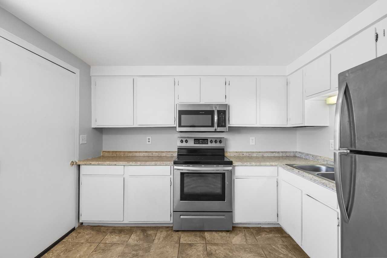 50-62 East Street - 7B #7B - Photo 2 of 28