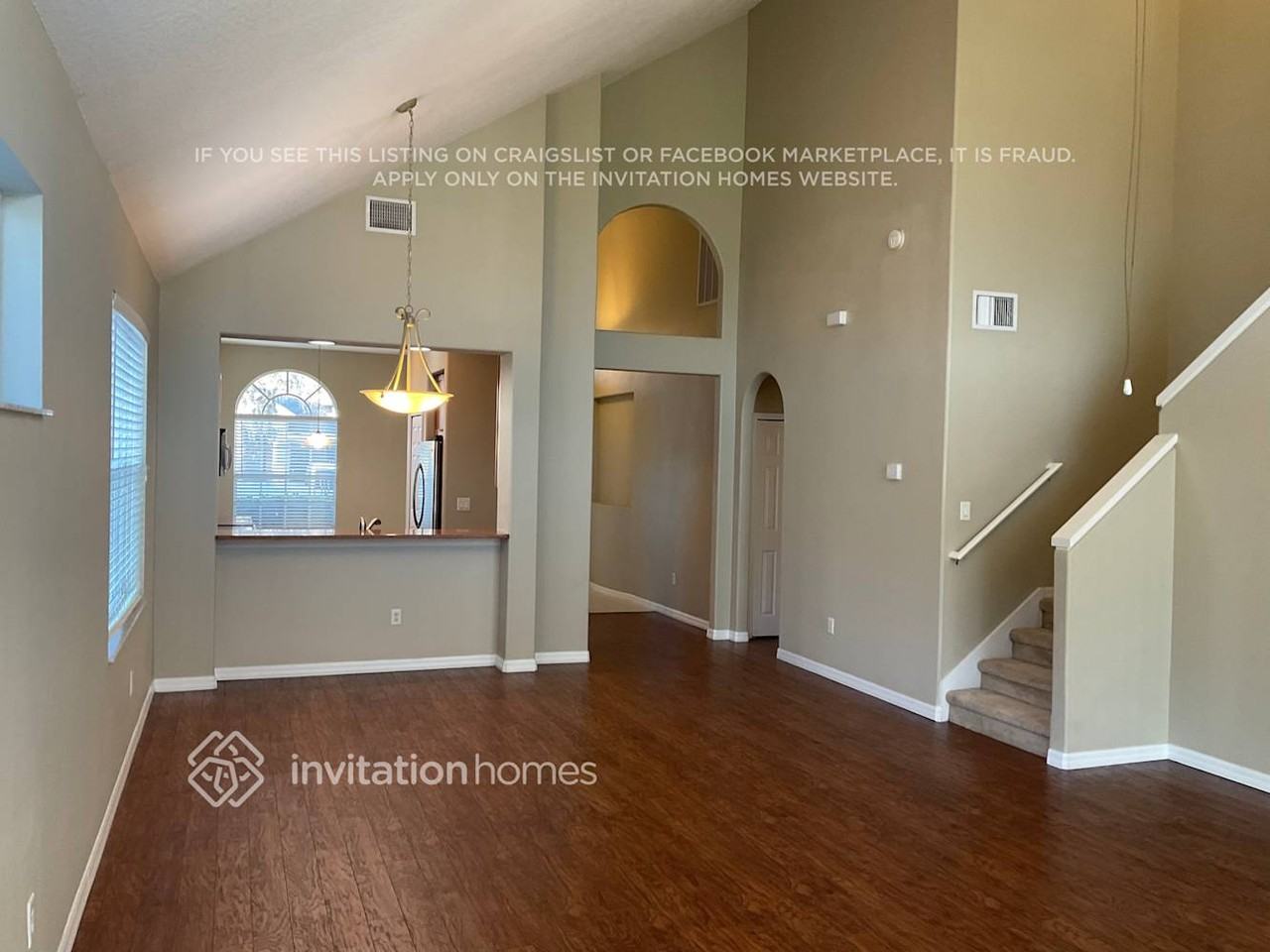 30738 Pumpkin Ridge Dr - Photo 2 of 19