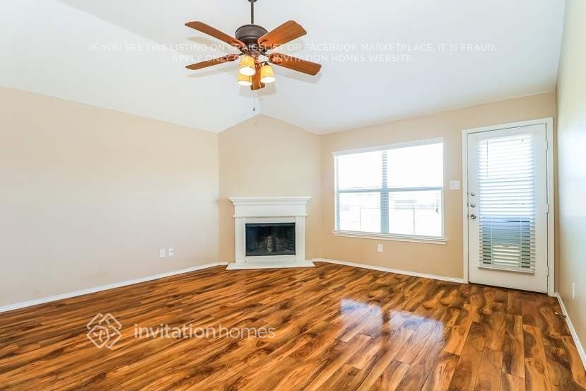 1208 Geddes Ct - Photo 2 of 18