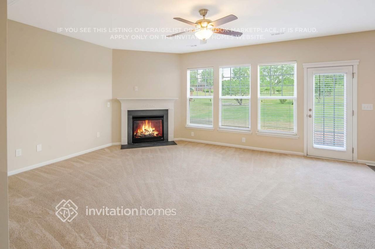 3639 Grove Creek Pond Dr Sw - Photo 5 of 30