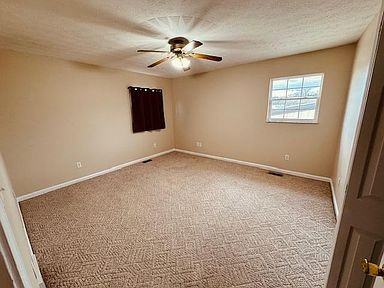 1576 East Pea Ridge Road - Photo 3 of 12