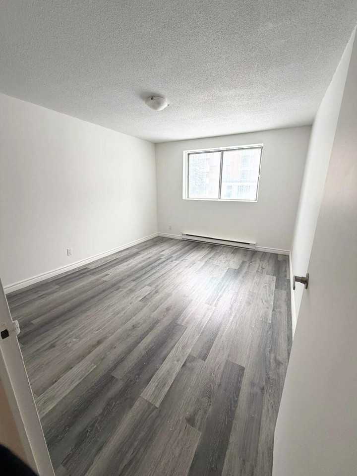 46 Bedard - Photo 7 of 14